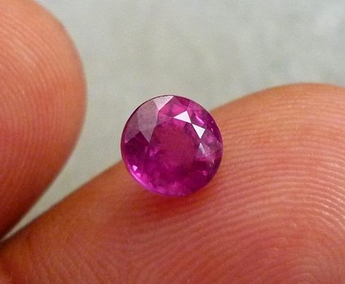 1.32CT GORGEOUS TOP PINKISH RED ROUND RUBY