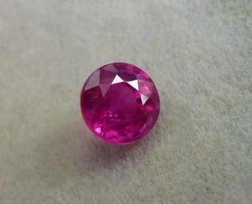 1.32CT GORGEOUS TOP PINKISH RED ROUND RUBY