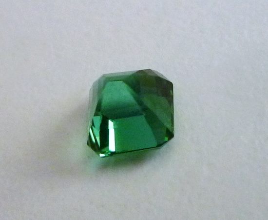 1.34CT 希少なブルー グリーンの銅を含むパライバトルマリン