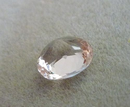 1.37CT 希少なまばゆいベビーピンクカッパーベアリングパライバトルマリン