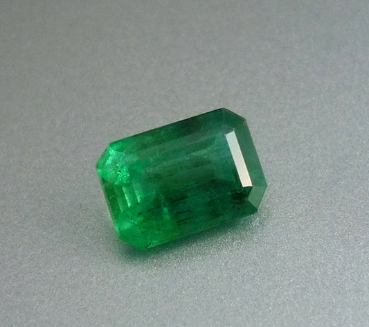 1.46CT EXCELLENT BIG 100% NATURAL FOREST GREEN COLUMBIAN EMERALD