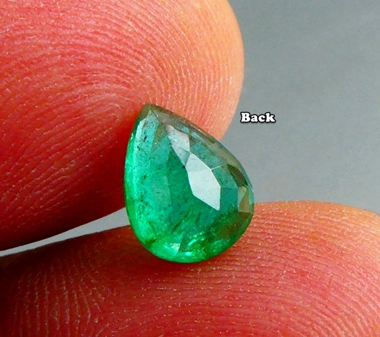 1.50CT EXCELLENT PEAR CUT 100% NATURAL COLUMBIAN EMERALD