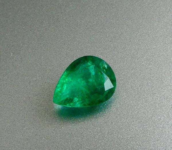 1.50CT EXCELLENT PEAR CUT 100% NATURAL COLUMBIAN EMERALD