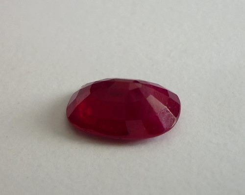 1.53CT GORGEOUS BLOOD RED OVAL RUBY