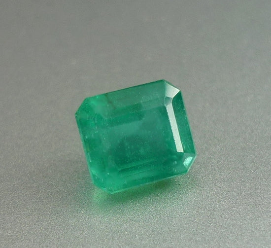 1.74CT GORGEOUS HUGE 100% NATURAL GREEN COLUMBIAN EMERALD