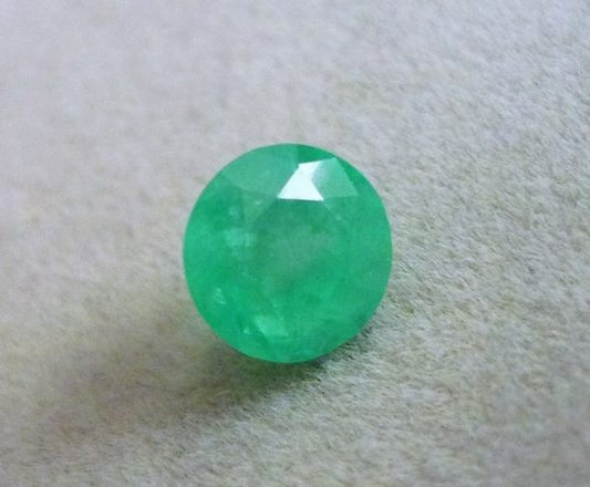 1.82CT EXCELLENT ROUND GREEN COLUMBIAN EMERALD