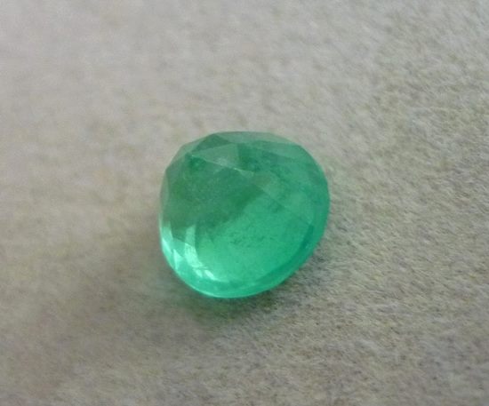 1.82CT EXCELLENT ROUND GREEN COLUMBIAN EMERALD