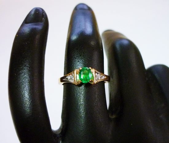 BEAUTIFUL EMERALD & DIAMOND 10K SOLID YELLOW GOLD RING