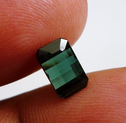 1.87CT EXCELLENT NATURAL BLUE TOURMALINE