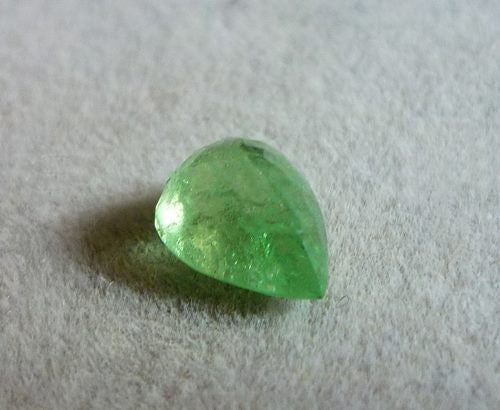 1.98CT BEAUTIFUL MINT GREEN TSAVORITE GARNET