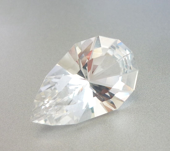 10.10CT 非加熱、希少、完璧なカスタムカット、100% 天然ホワイトトパーズ