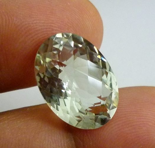 10.50CT EXCELLENT GREEN AMETHYST