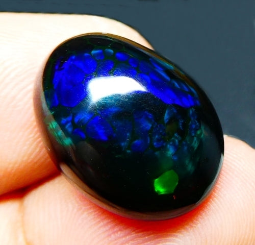 11.24CT UNHEATED RAINBOW STUNNER FLASHING 100% NATURAL BLACK OPAL