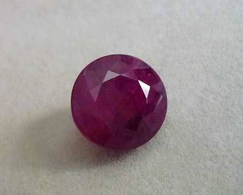 11.49CT SPLENDID PURPLE RED ROUND RUBY