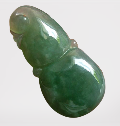 UNTREATED GREEN JADEITE PENDANT