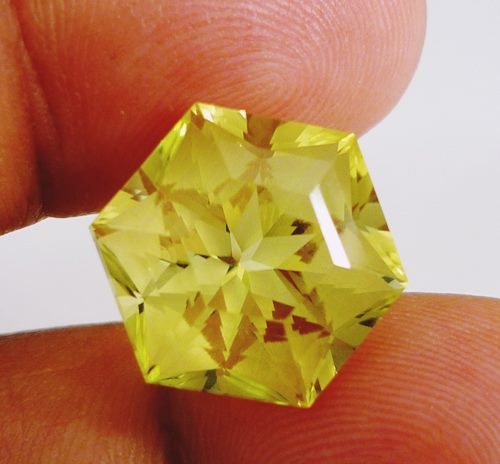 13.80CT EXCELLENT LEMON YELLOW CUSTOM CUT CITRINE