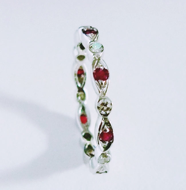 GORGEOUS 100% NATURAL RUBY & DIAMOND PLATINUM ETERNITY RING