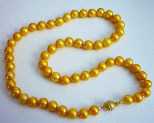 CULTURED GOLDEN ROUND PEARLS NECKLACE 18 INCHES LONG