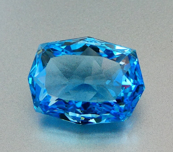 18.34CT BEAUTIFUL DAZZLING HUGE 100% NATURAL CUSTOM CUT SKY BLUE TOPAZ