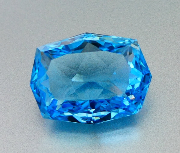 18.34CT BEAUTIFUL DAZZLING HUGE 100% NATURAL CUSTOM CUT SKY BLUE TOPAZ