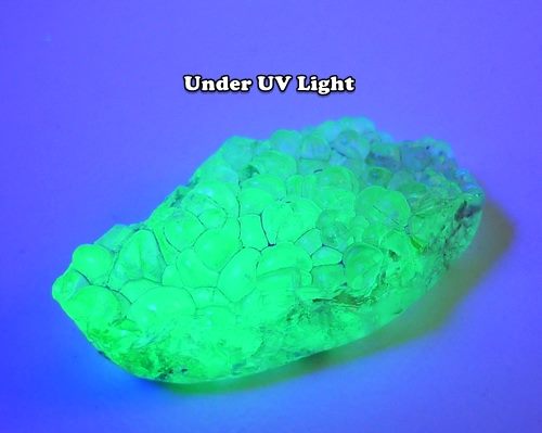 18.72CT VERY RARE HUGE UNIQUE UV REACTIVE FLORESCENT ROUGH HYALITE OPAL