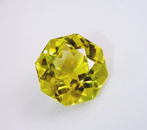 19.58CT EXCELLENT LEMON YELLOW CUSTOM CUT CITRINE