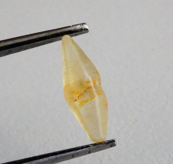 2.05CT UNHEATED BIG 100% NATURAL ROUGH YELLOW CEYLON SAPPHIRE