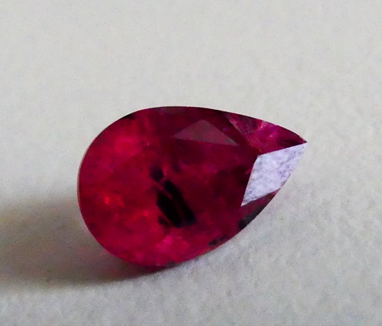 2.05CT GORGEOUS BIG EXCELLENT PURPLISH RED 100% NATURAL RUBY