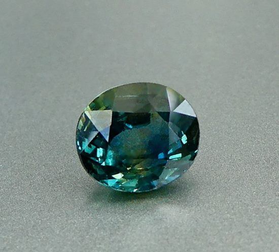 2.06CT 優れたオーバル 100% 天然グリーン ブルー サファイア