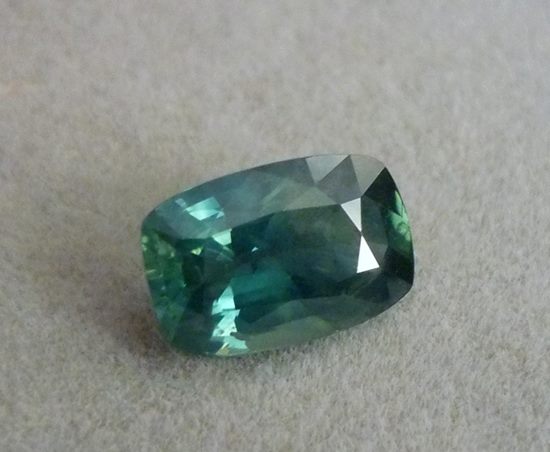 2.09CT エクセレント クッション カット ティール ブルー サファイア