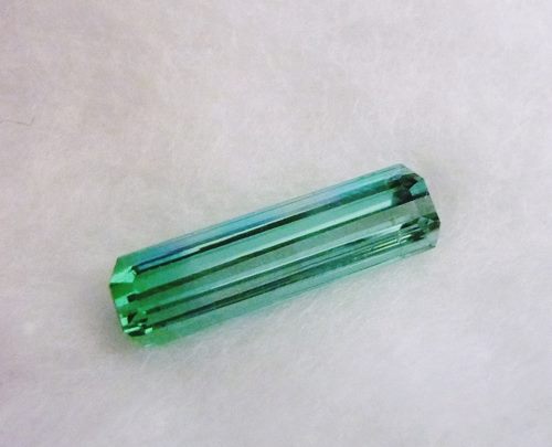 2.19CT RARE EXQUISITE BLUE GREEN COPPER BEARING PARAIBA TOURMALINE