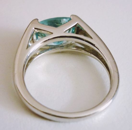 2.20CT EXCELLENT AQUAMARINE 18K SOLID WHITE GOLD RING