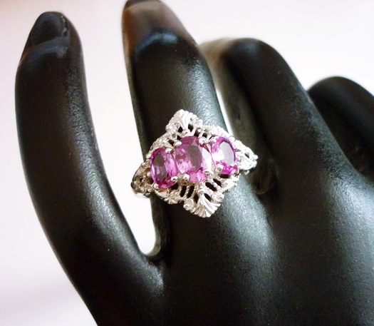 2.21CT BEAUTIFUL PINK SAPPHIRE CROWN TRILOGY SOLID PLATINUM RING