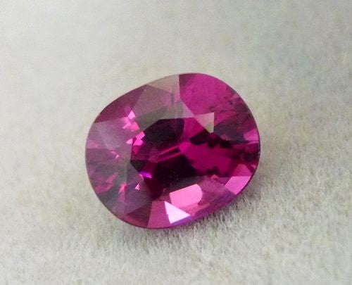 2.22CT VIOLET PINK NATURAL UMBALITE GARNET