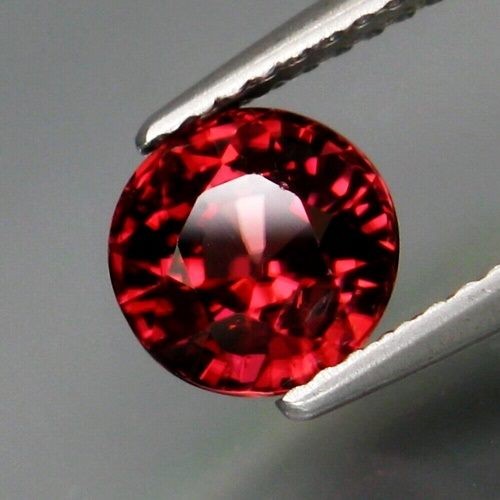 2.32CT SPARKLING NATURAL RICH REDDISH PINK ZIRCON