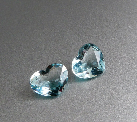 2.59CT EXCELLENT HEART CUT SANTAMARIA BLUE 100% NATURAL AQUAMARINE PAIR