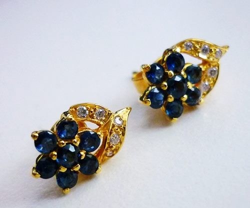 2.7gr CHARMING BLUE SAPPHIRE FLOWER EARRINGS 14KT SOLID YELLOW GOLD