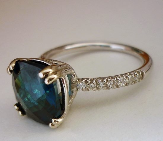 2.75CT BLUE COLOUR STONE & DIAMOND 14K SOLID WHITE GOLD RING