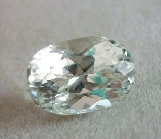 2.85CT 非加熱優れた大粒 100% 天然シルバー グリーン トルマリン