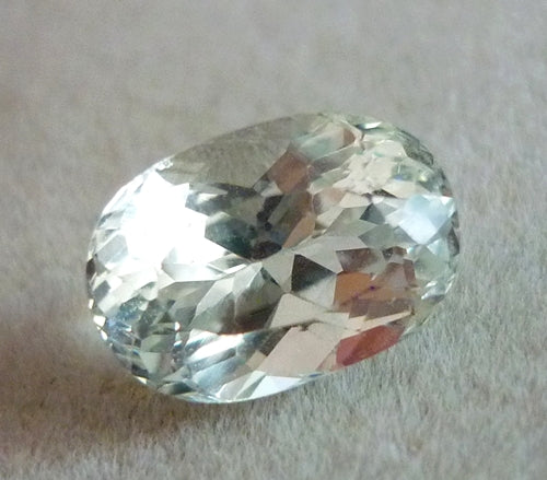 2.85CT 非加熱優れた大粒 100% 天然シルバー グリーン トルマリン