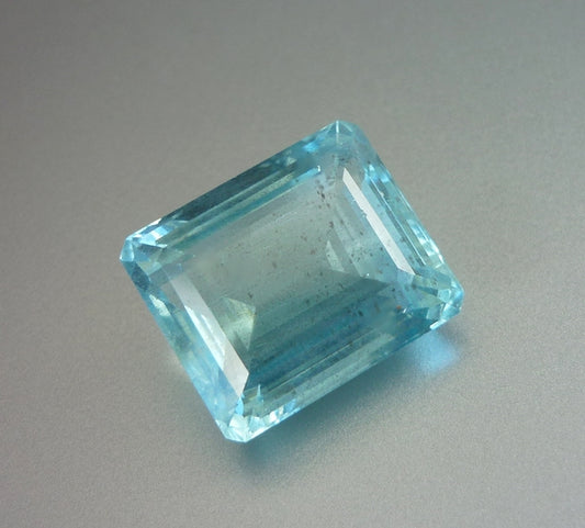 20.62CT CERTIFIED UNTREATED HUGE 100% NATURAL BLUE AQUAMARINE