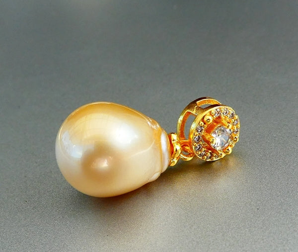 21.20CT GORGEOUS GENUINE CULTURED GOLDEN SOUTH SEA DROP PEARL 925 SILVER PENDANT