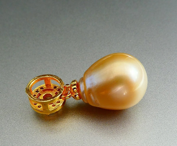 21.20CT GORGEOUS GENUINE CULTURED GOLDEN SOUTH SEA DROP PEARL 925 SILVER PENDANT