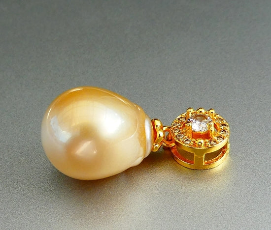 21.20CT GORGEOUS GENUINE CULTURED GOLDEN SOUTH SEA DROP PEARL 925 SILVER PENDANT