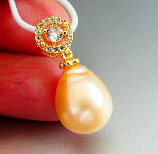 21.20CT GORGEOUS GENUINE CULTURED GOLDEN SOUTH SEA DROP PEARL 925 SILVER PENDANT