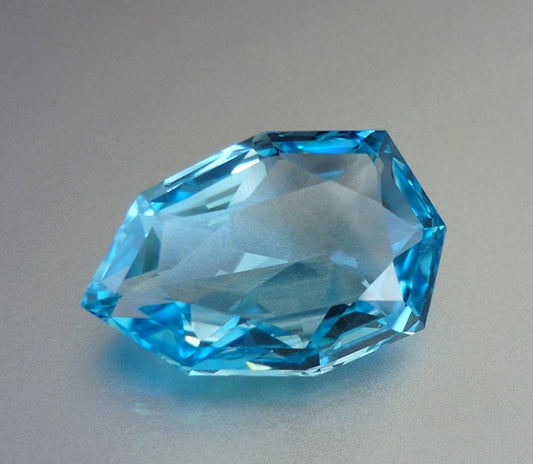 21.40CT FLAWLESS DAZZLING HUGE 100% NATURAL CUSTOM CUT SKY BLUE TOPAZ