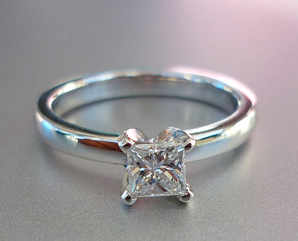 0.40CT EXCELLENT DAZZLING 100% NATURAL SOLITAIRE PRINCESS DIAMOND SOLID PLATINUM RING 4.86gr