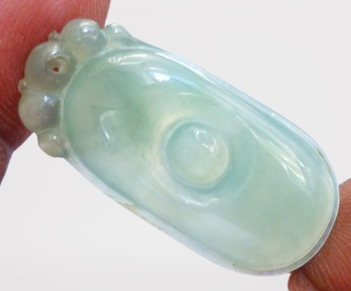 UNTREATED WATERY GREEN A GRADE JADEITE PENDANT