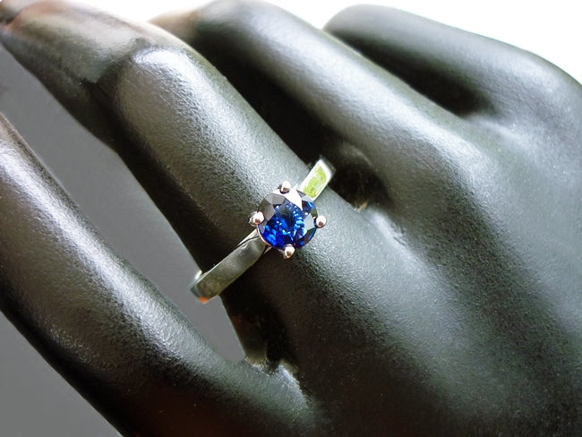 VERY BEAUTIFUL 100% NATURAL BLUE SAPPHIRE SOLITAIRE SOLID PLATINUM RING