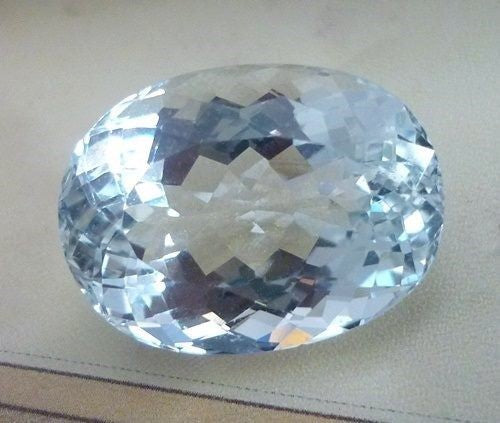 29.73CT DAZZLING HUGE NATURAL GOSHENITE